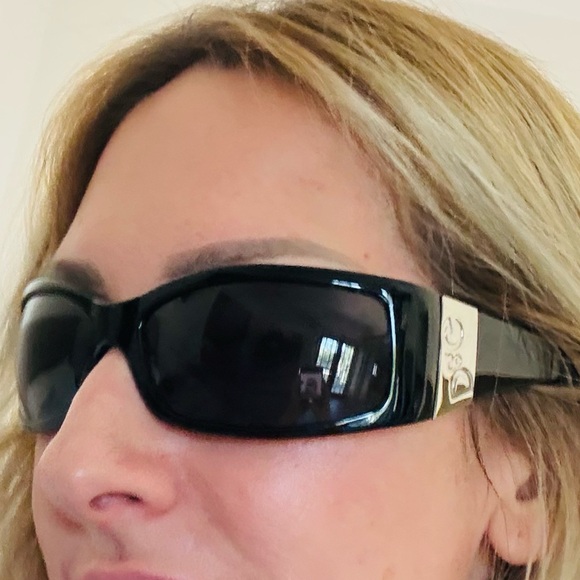 Y2K Dolce & Gabbana Black Sunglasses - Picture 5 of 5